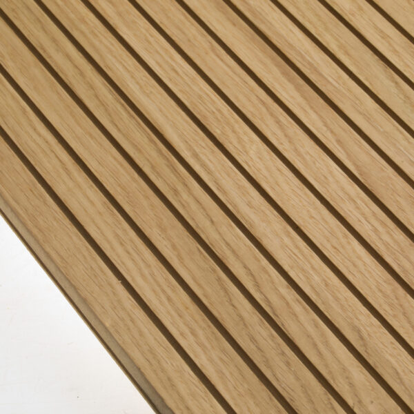 lamel-scienny-panel-premium-DS3-20-2750x310x12 Panel scienny firmy wood-decor do zamontowania na ścianie i suficie.Panel scienny pokryty fornirem naturalnym dąb.Panel ścienny zabezpieczony bezbarwną powłoką lakieru wodnego.